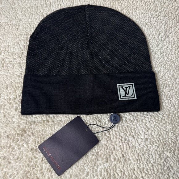 Louis Vuitton Damier Petit Beanie Black - Picture 1 of 3